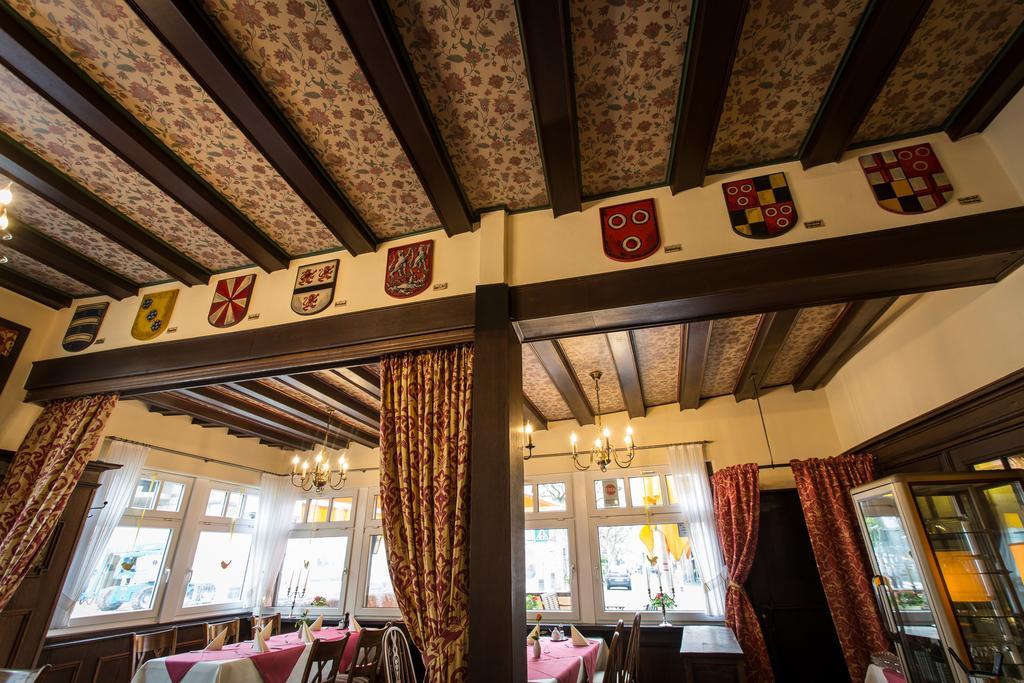 Alte Thorschenke Cochem Exterior foto