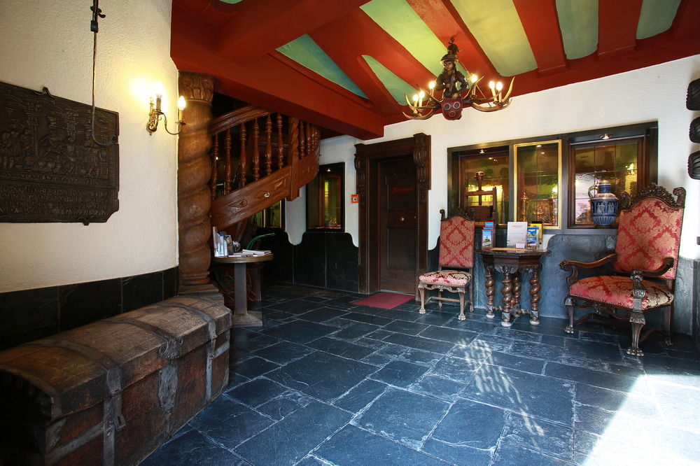Alte Thorschenke Cochem Exterior foto